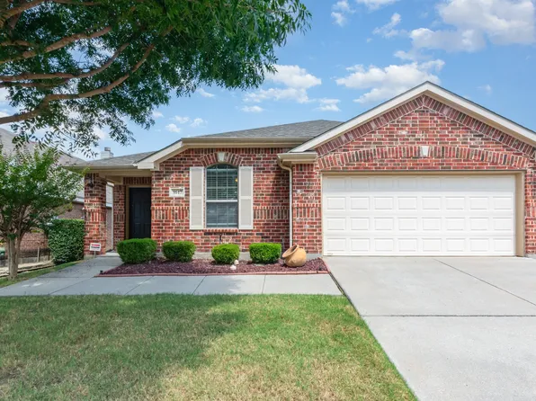 1617 Nighthawk Dr, Little Elm, TX 75068