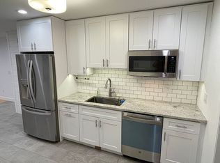 55 Main St, Peapack, NJ 07977