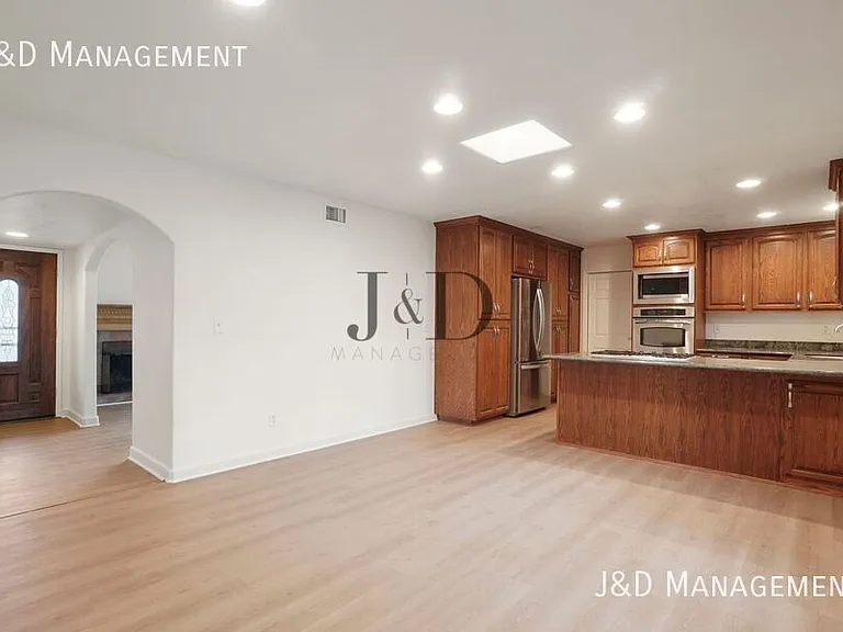 151 Bonita Pl — Photo 7