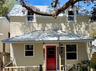 733 4th St, Cedar Key, FL 32625