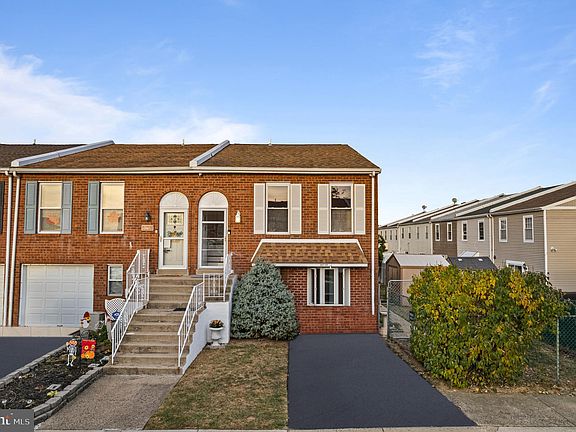 2nd image of 10710 E Pelle Cir