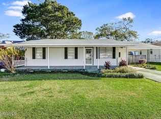 1215 Victoria St, Scott, LA 70583