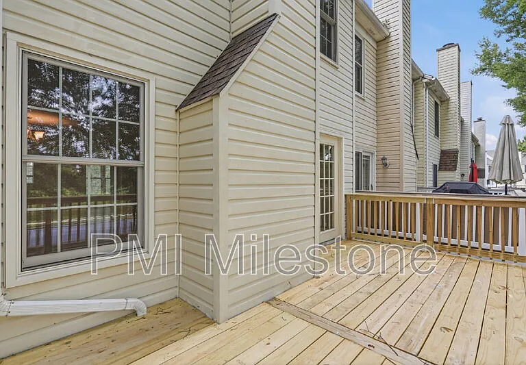 6581 Ewald Ct — Photo 34