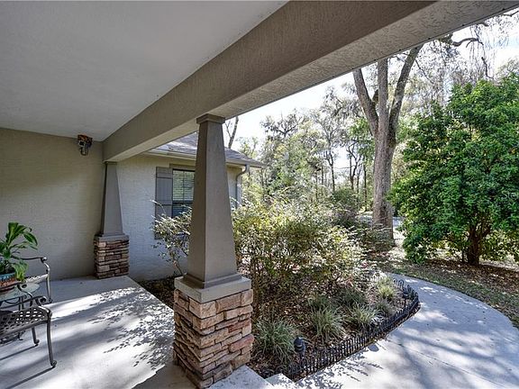 5th image of 25 Hill Prince Dr