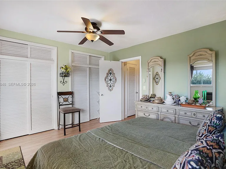 1000 SW 11th Ave #17E — Photo 10