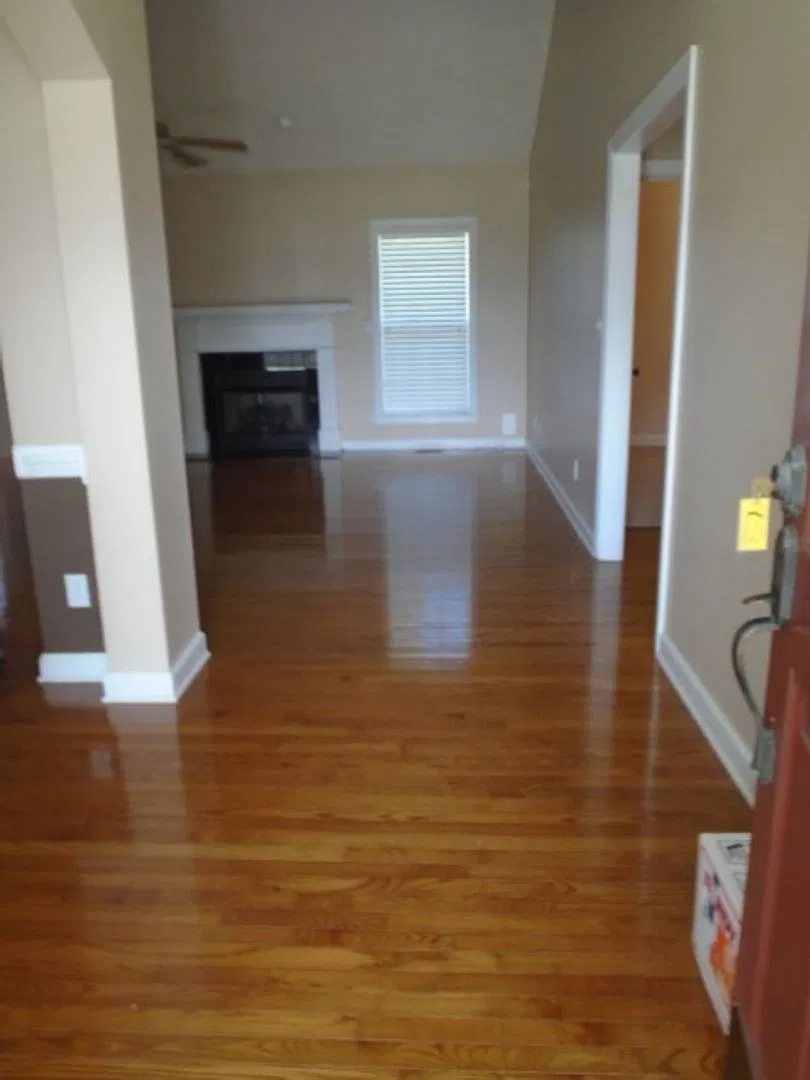 Available NOW, Will go Quickly! Spacious Property in Jack Britt School District! — Photo 2