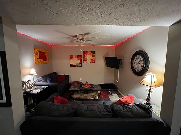 4th image of 350 Zoie Way