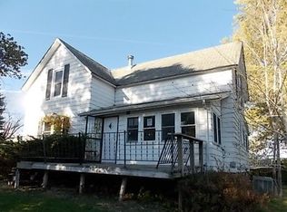 938 115th Pl, Knoxville, IA 50138