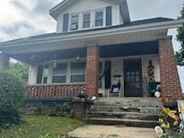 1122 Chicago Dr SW, Wyoming, MI 49509
