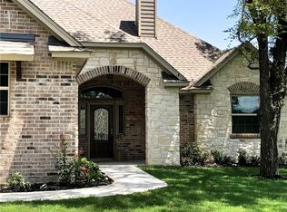 101 Cayuga Trl, Lake Kiowa, TX 76240