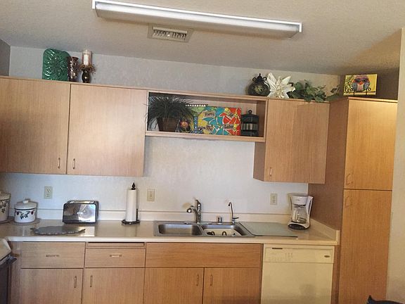 2nd image of 2094 Mesquite Ave Unit 216