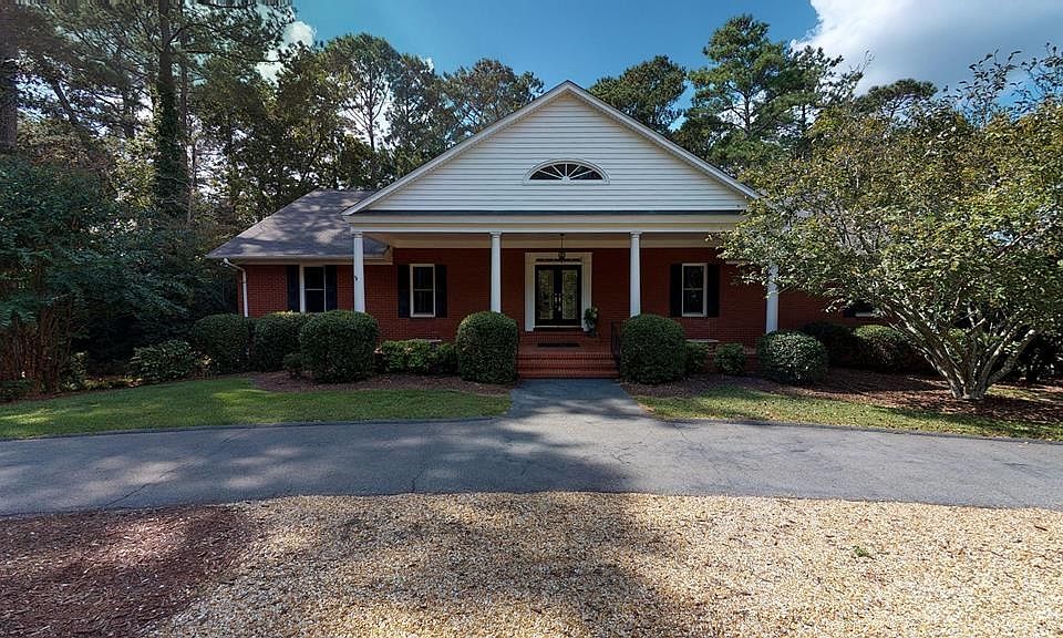 1st image of 411 Dogwood Trl