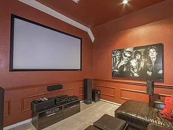 5th image of 10324 Ember Glen Dr