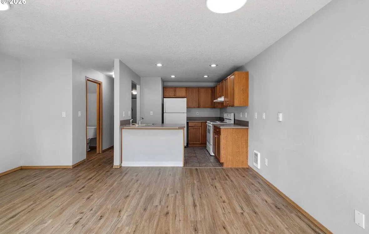 2 bed, 2.5 bath, 1129 sqft, $2,200 — Photo 4