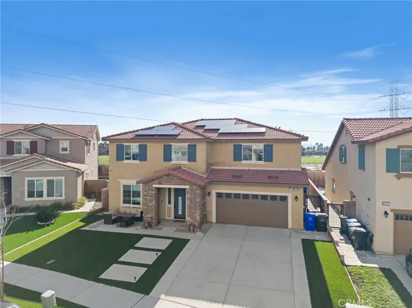 15765 Kings Peak Dr, Fontana, CA 92336