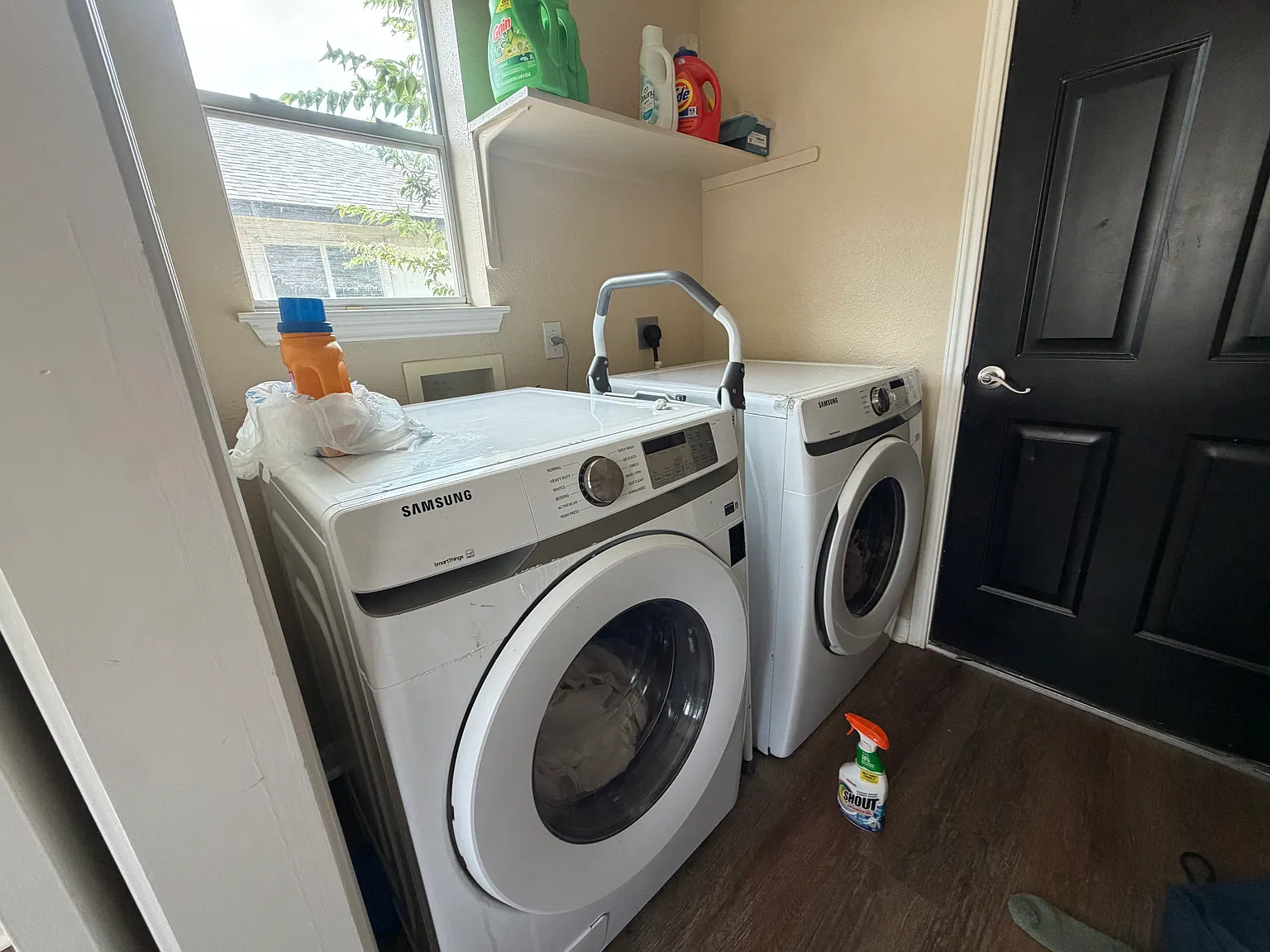 5 bed, 1800 sqft, $700 — Photo 2