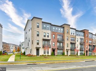 43330 Farringdon Sq, Ashburn, VA 20148