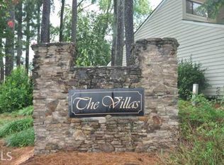 667 Serramonte Dr, Marietta, GA 30068