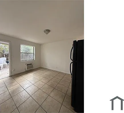 2 bed, $1,900 — Photo 1