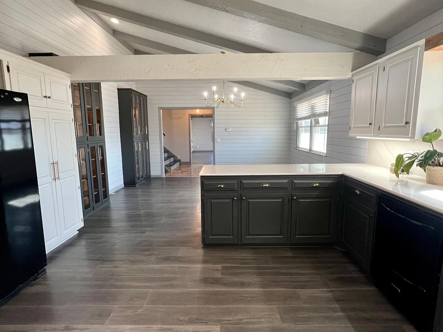 4 bed, 3.5 bath, 3200 sqft, $3,150 — Photo 4
