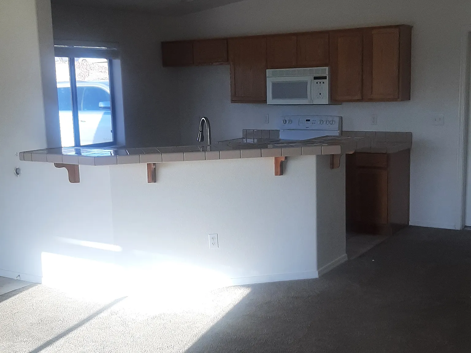 3 bed, 1135 sqft, $1,600 — Photo 3
