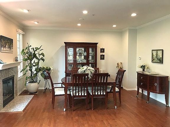 4th image of 4482 Gateway Cir #1