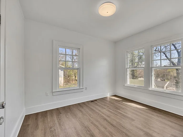 156 Greens Lake Rd — Photo 16