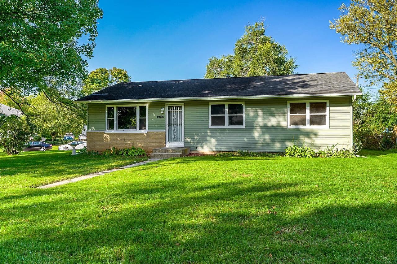 1948 Masters Street, Beloit, WI 53511 Zillow