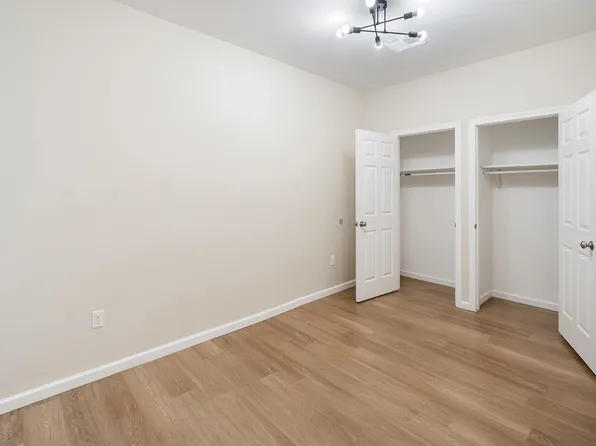 628 Bramhall Avenue image 16 of 39