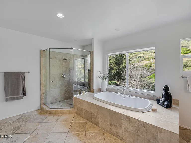 6103 Deerhill Rd — Photo 21