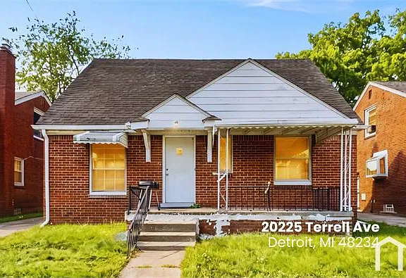 3 bed, 757 sqft, $1,280 — Photo 1