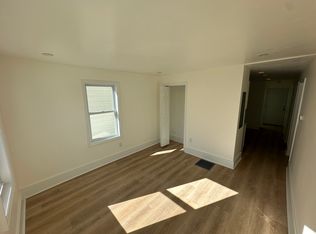 48 Esther St #1, Worcester, MA 01607