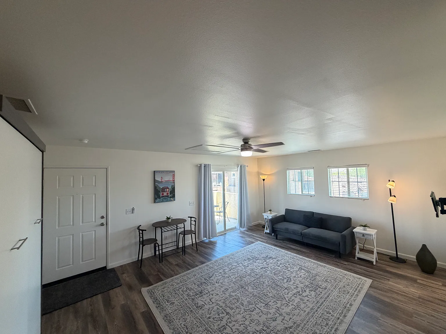 26722 Avenida Quintana — Photo 3