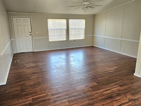 2nd image of 174 Earl Flatt Ln