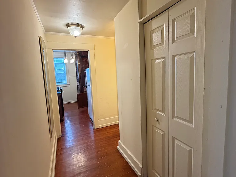 1356 E Olive Way #B2 — Photo 3