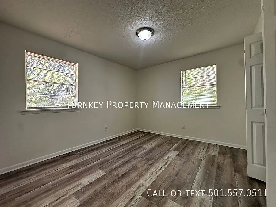 4112 Elam St — Photo 4