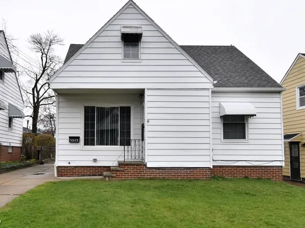 5345 E 111th St, Garfield Heights, OH 44125