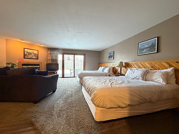 2nd image of 227290 Boulder Ridge Cir #6-5