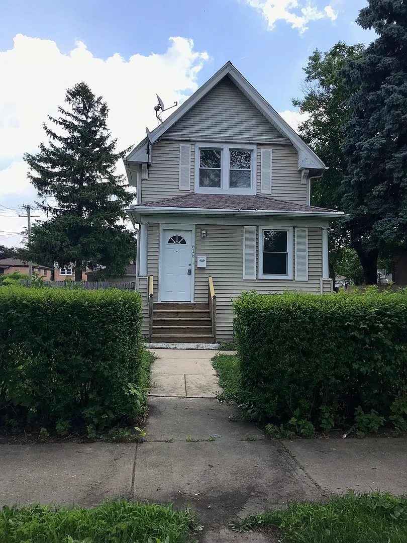 615 S 15th Ave photo 1