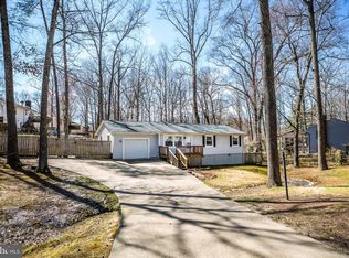 204 Burlington Dr, Fredericksburg, VA 22407