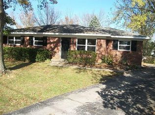 10805 Brookside Dr, Jeffersontown, KY 40299