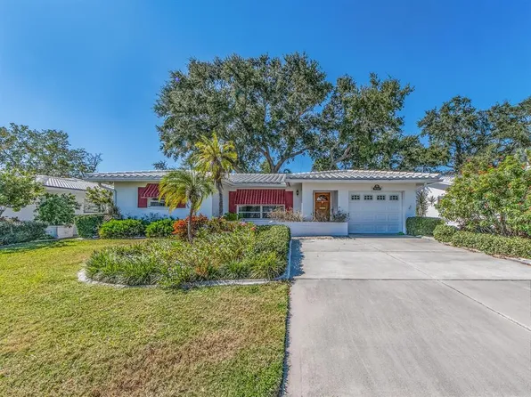 9234 141st St, Seminole, FL 33776