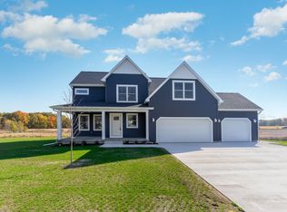 2789 Ridge Dr, Mount Pleasant, MI 48858