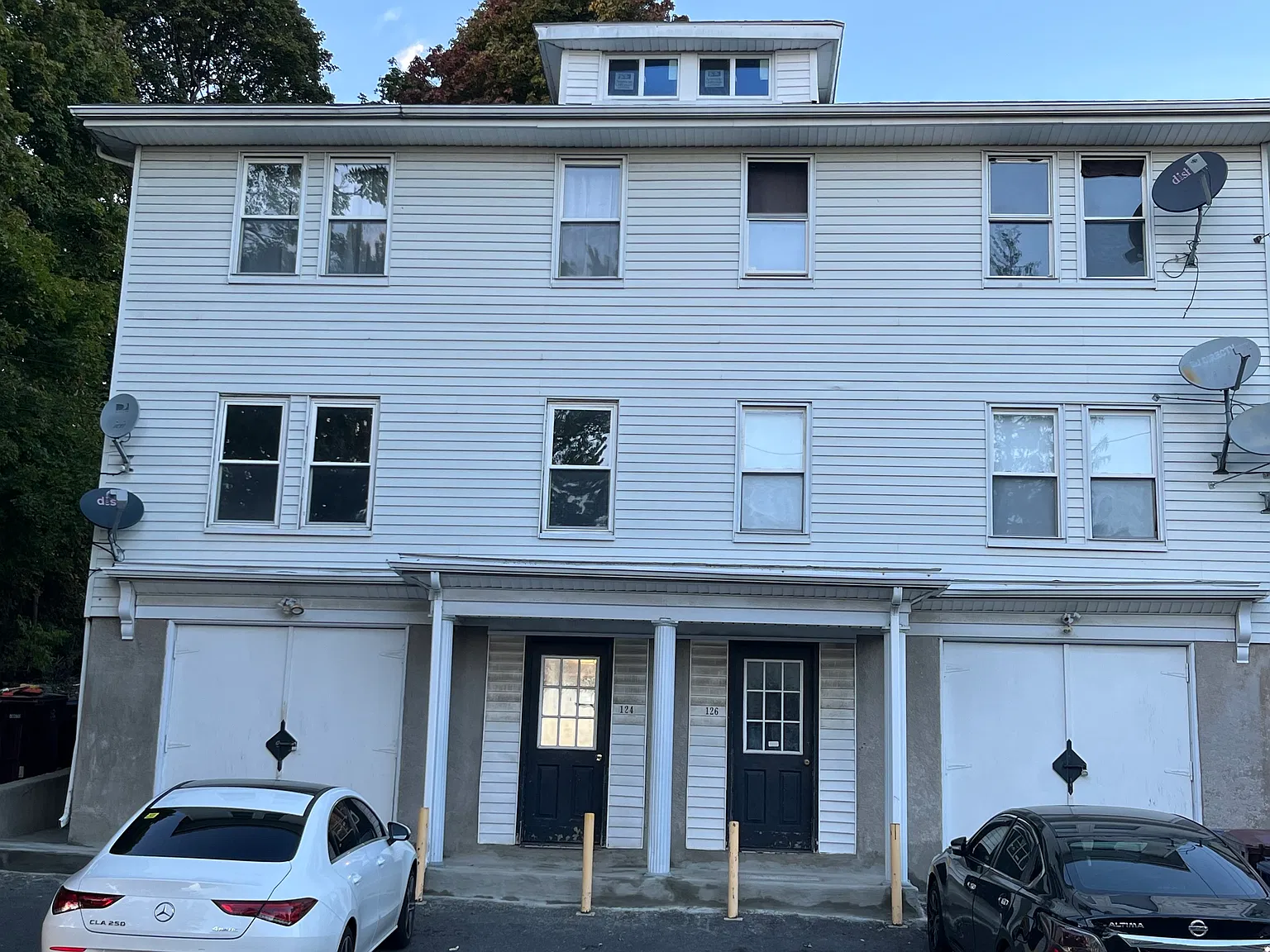 2 bed, 1272 sqft, $2,800 — Photo 1