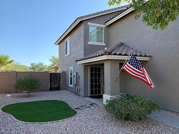 Front yard and patio