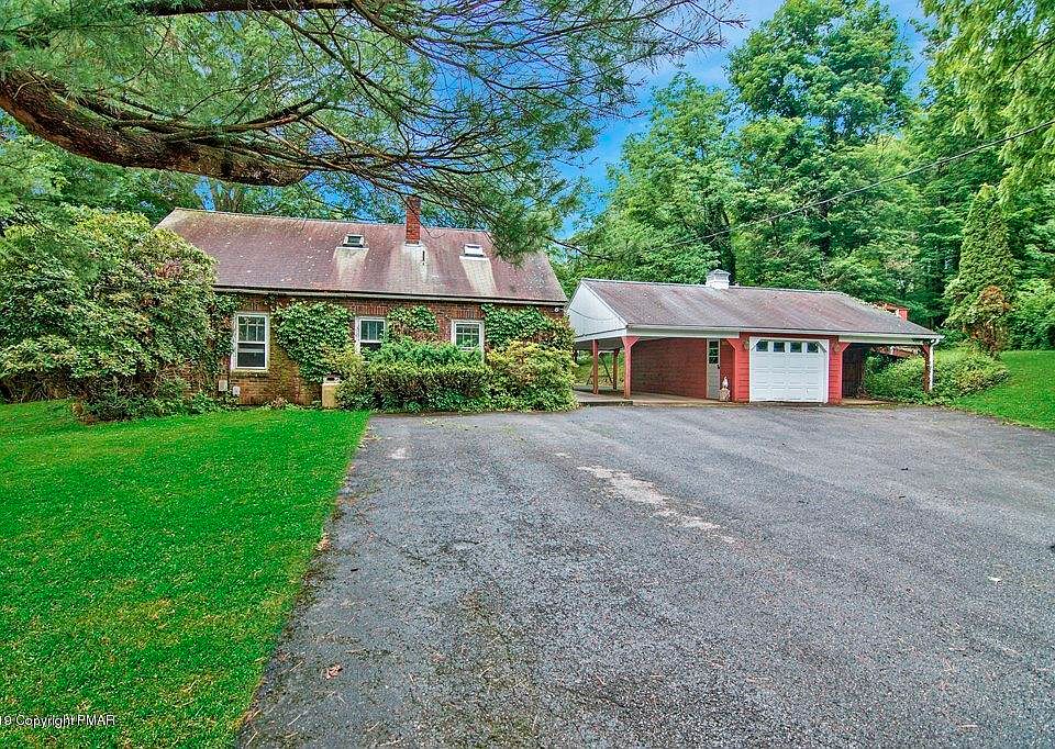 1303 Chipperfield Dr, Stroudsburg, PA 18360 Zillow