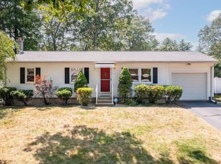 60 Saffron Cir, Springfield, MA 01129