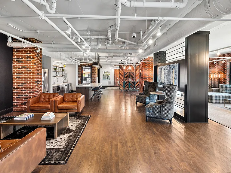 Meeting Street Lofts — Photo 17