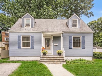 233 Morsemere Ave, Yonkers, NY, 10703