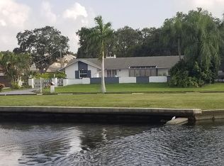 7811 Alhambra Dr, Bradenton, FL 34209